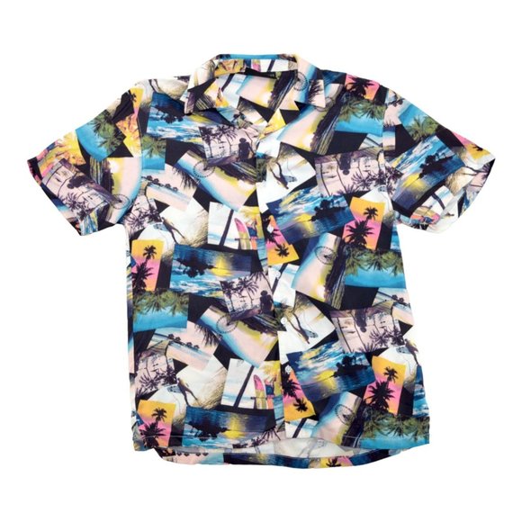 Men's Funky Rayon Short Sleeve‎ Buttondown Beach, Surf Carnival Scene M - Picture 1 of 3